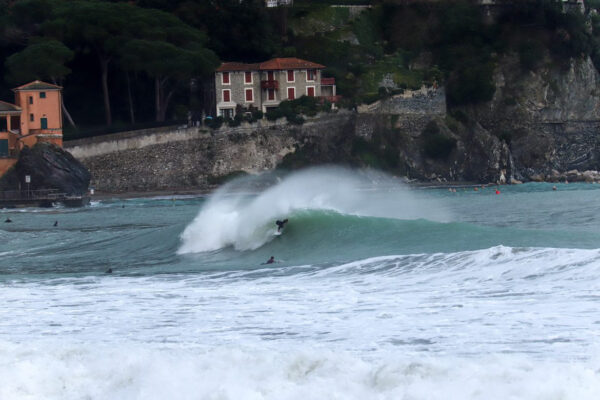 Wellenreiten in Italien